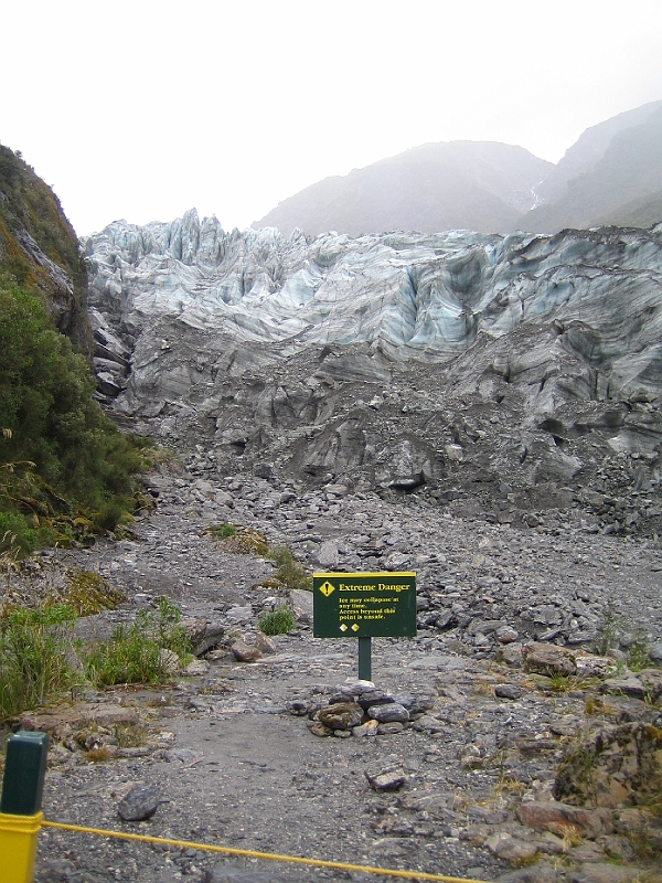 IMG_2210.JPG - The walk to Fox Glacier