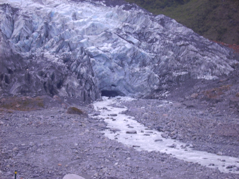 PICT2634.JPG - The walk to Fox Glacier